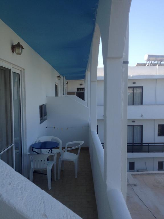 Manos Pension Faliraki Habitación foto
